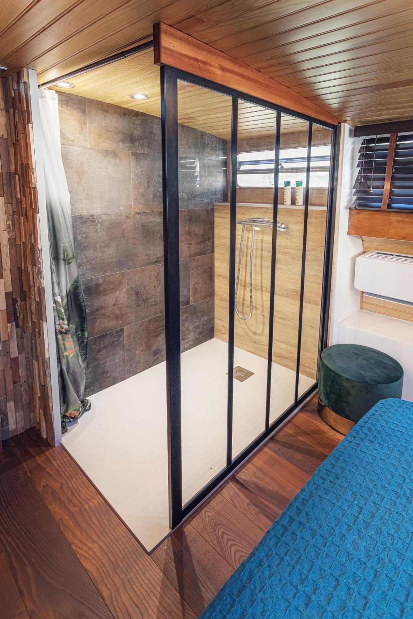 Bateau Le Nubian Hotel Narbonne Bagian luar foto